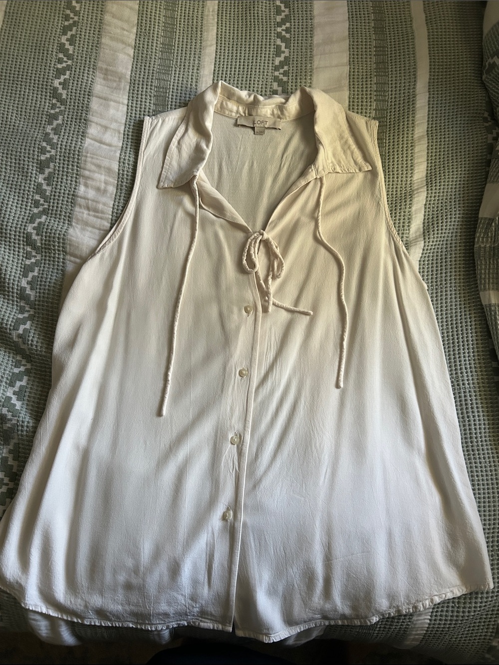 LOFT XL Cream Sleeveless Tie-Neck Button Front Blouse
